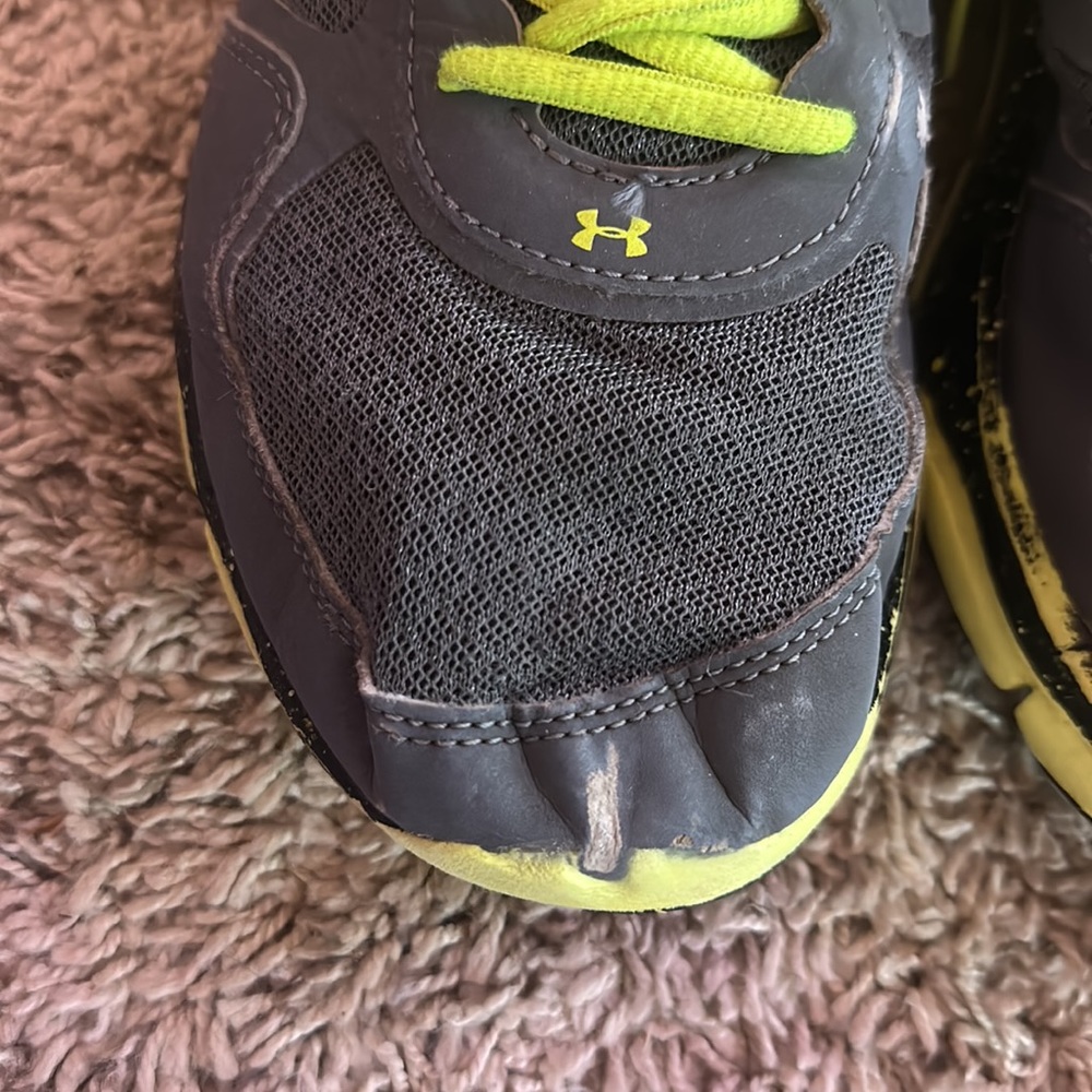 Under Armour Men's Micro G Engage Big Logo Shoe - Picture 8 of 14